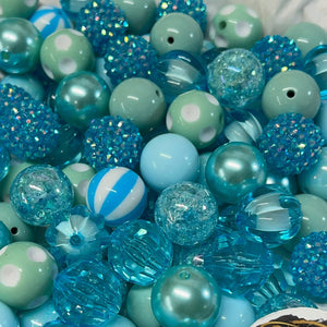 Vintage BLUE BUBBLEGUM BEADS 20mm - 11 -  Chunky Beads, Bubble Gum Bead Sets, Acrylic Beads, Chunky Bead Sets - 20 Count Bead Set